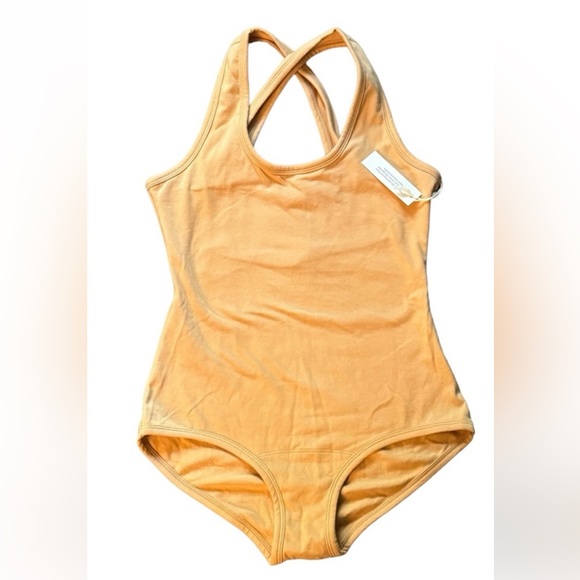 ARQ Clep Leo Tan Bodysuit Large -  NWT - Picture 1 of 3